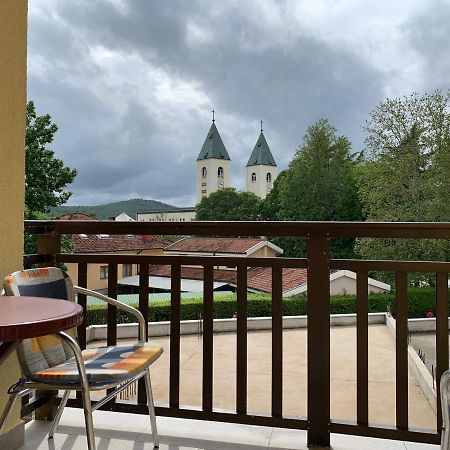 Pansion Mate & Dds Bed & Breakfast Medjugorje Exterior photo