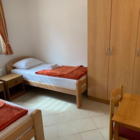 Pansion Mate & Dds Bed & Breakfast Medjugorje Exterior photo