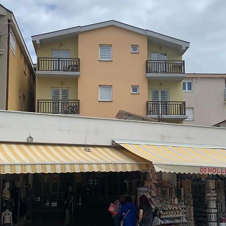 Pansion Mate & Dds Bed & Breakfast Medjugorje Exterior photo