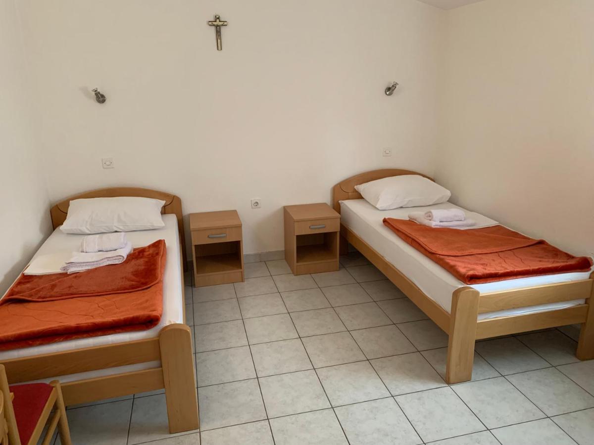 Pansion Mate & Dds Bed & Breakfast Medjugorje Exterior photo