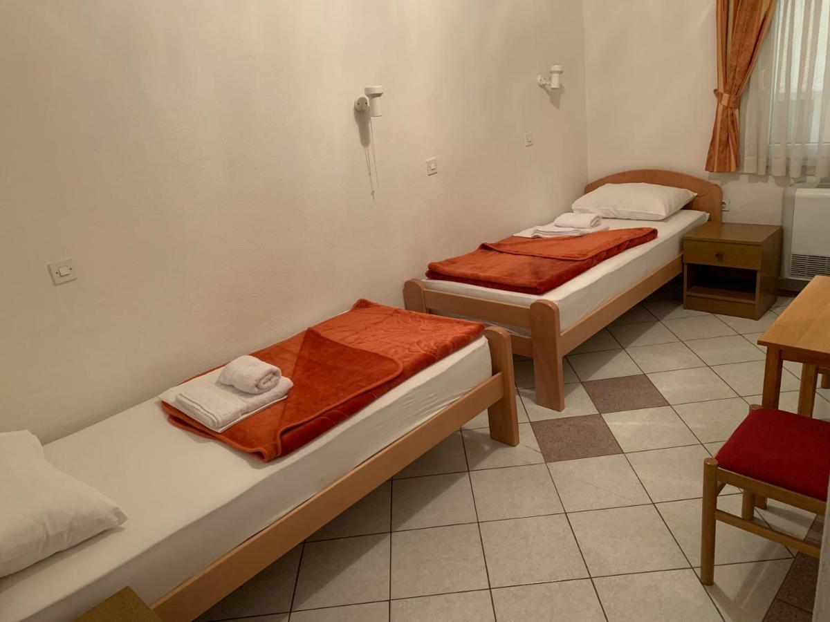 Pansion Mate & Dds Bed & Breakfast Medjugorje Exterior photo