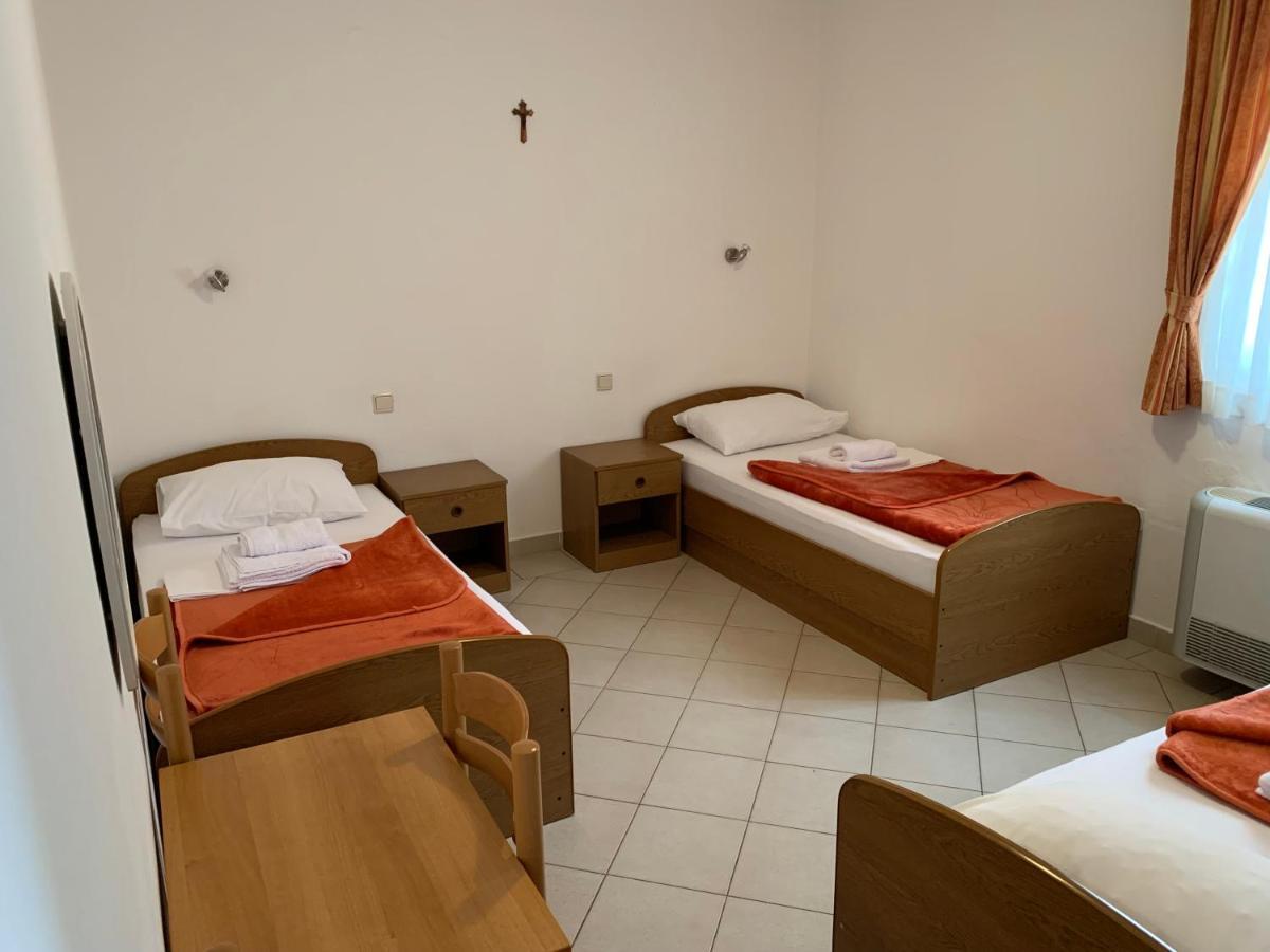 Pansion Mate & Dds Bed & Breakfast Medjugorje Exterior photo