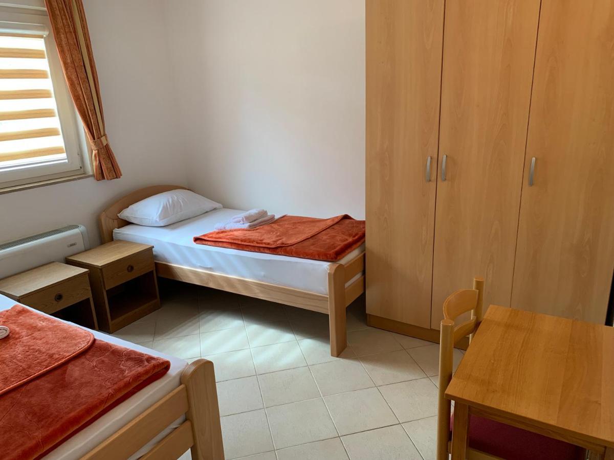 Pansion Mate & Dds Bed & Breakfast Medjugorje Exterior photo